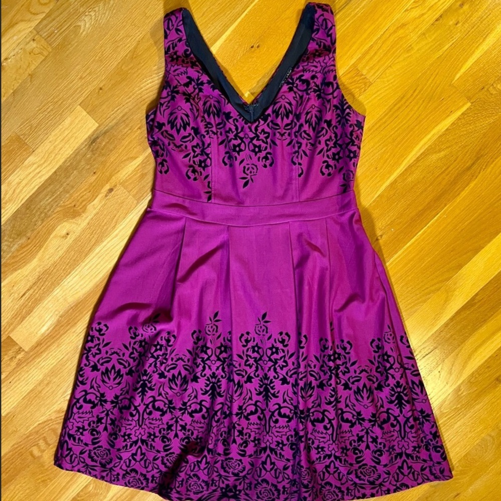 BNWOT CITY CHIC Border Flock Fit & Flare Dress - Picture 13 of 13